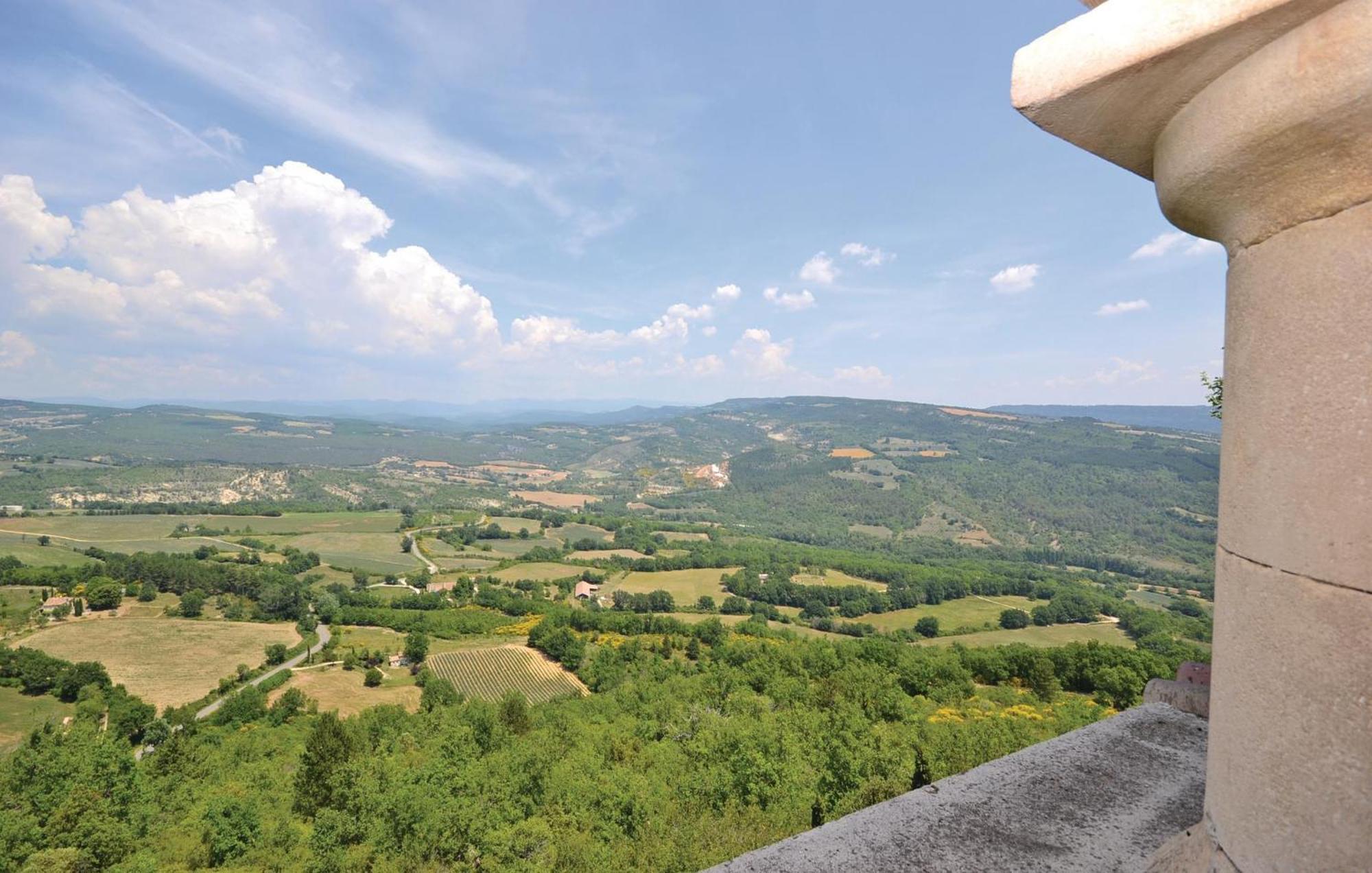 Stunning Home In Viens With House A Mountain View Exterior foto